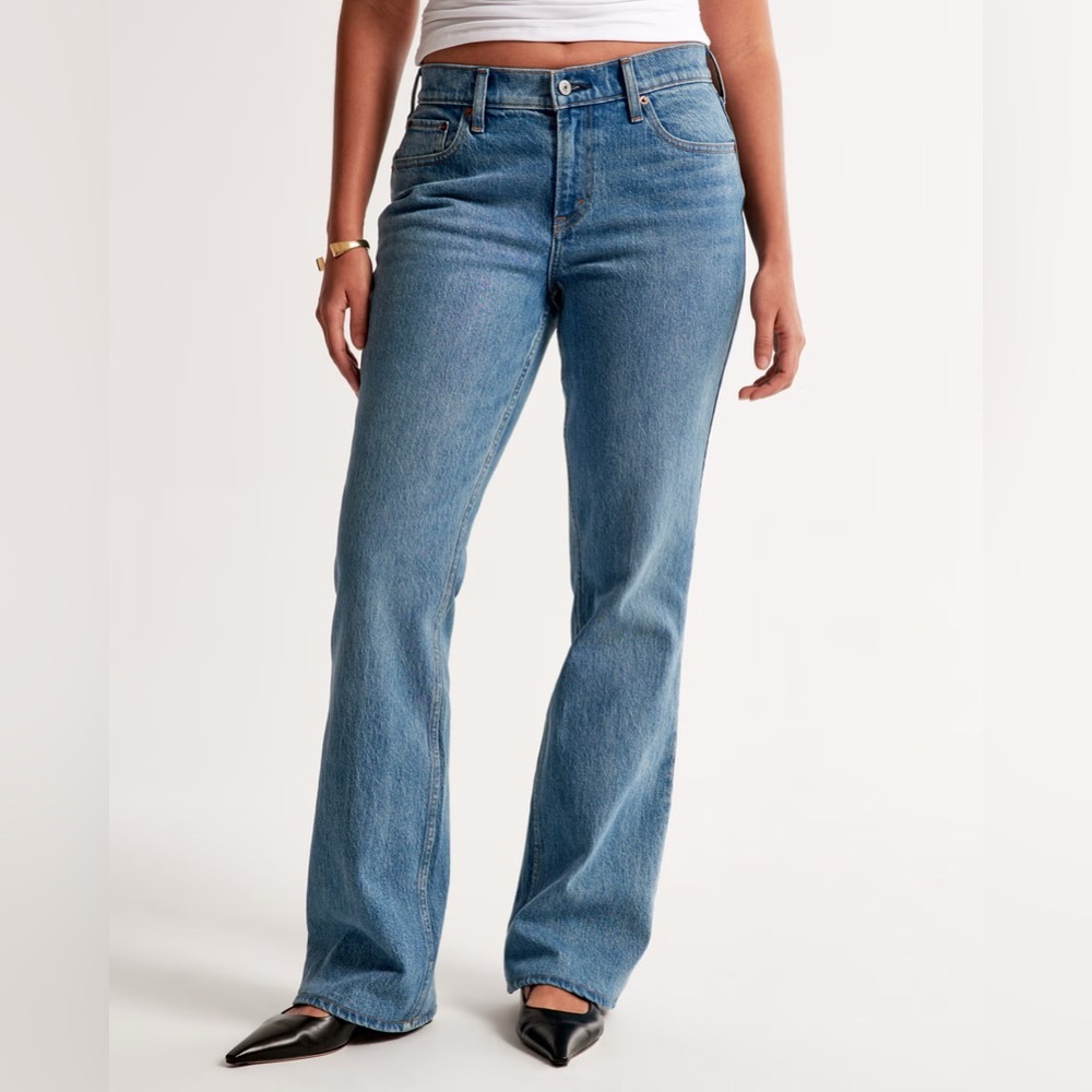 Abercrombie & Fitch Low Rise Boot Jean — 27L medium wash